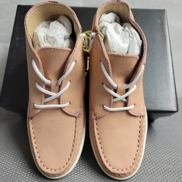 NIB Marc Joseph Houston Blush Kids Unisex Bootie Size 12.5 Euro 30 - Picture 1 of 5